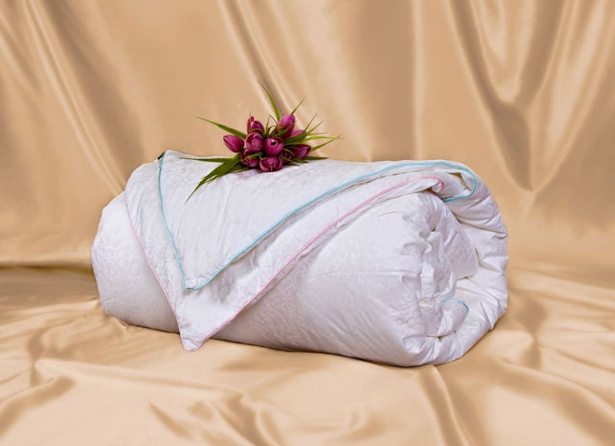 Шeлковое одеяло On silk "Адам и Ева" (облегченное + среднее)
